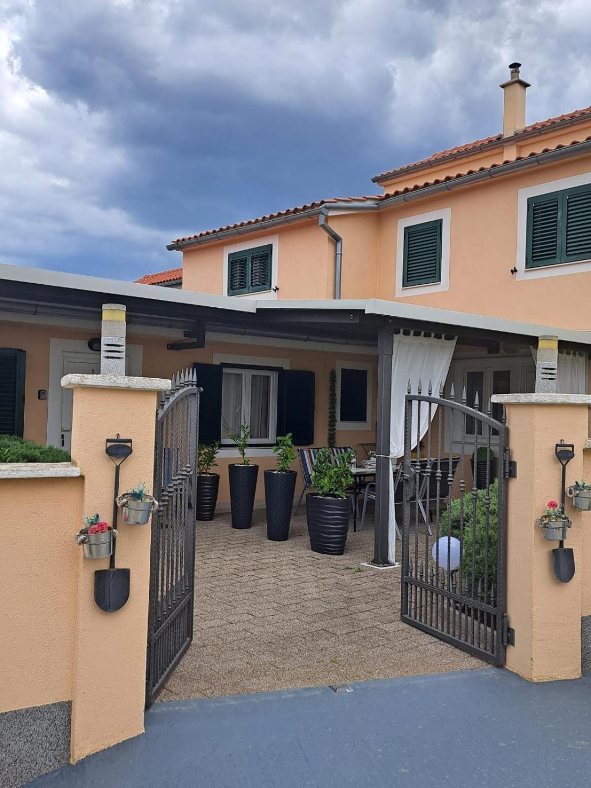 Apartments Andela Skradin Luaran gambar